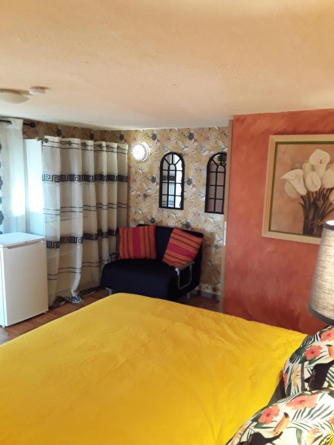 Gite Les Cigales Chateauvieux  Екстериор снимка